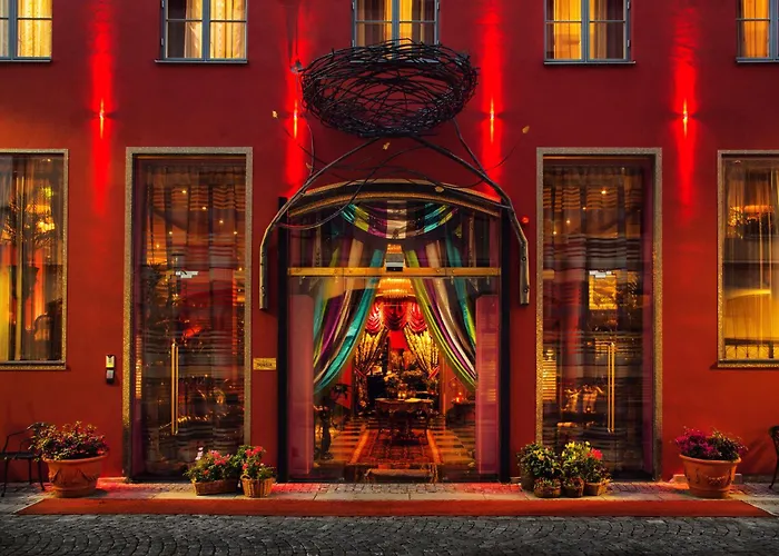 Dorsia Hotel & Restaurant