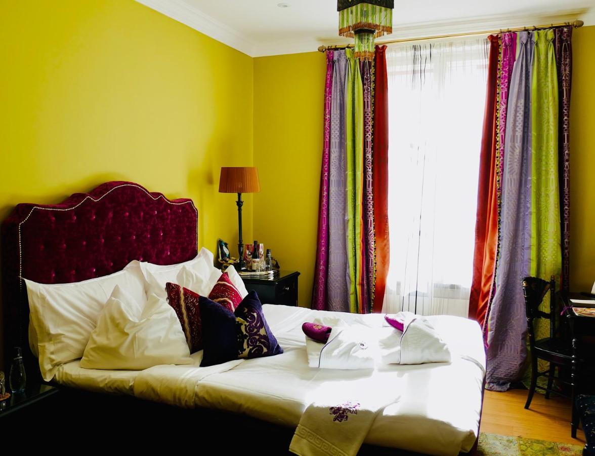 Dorsia & Restaurant Hotel
