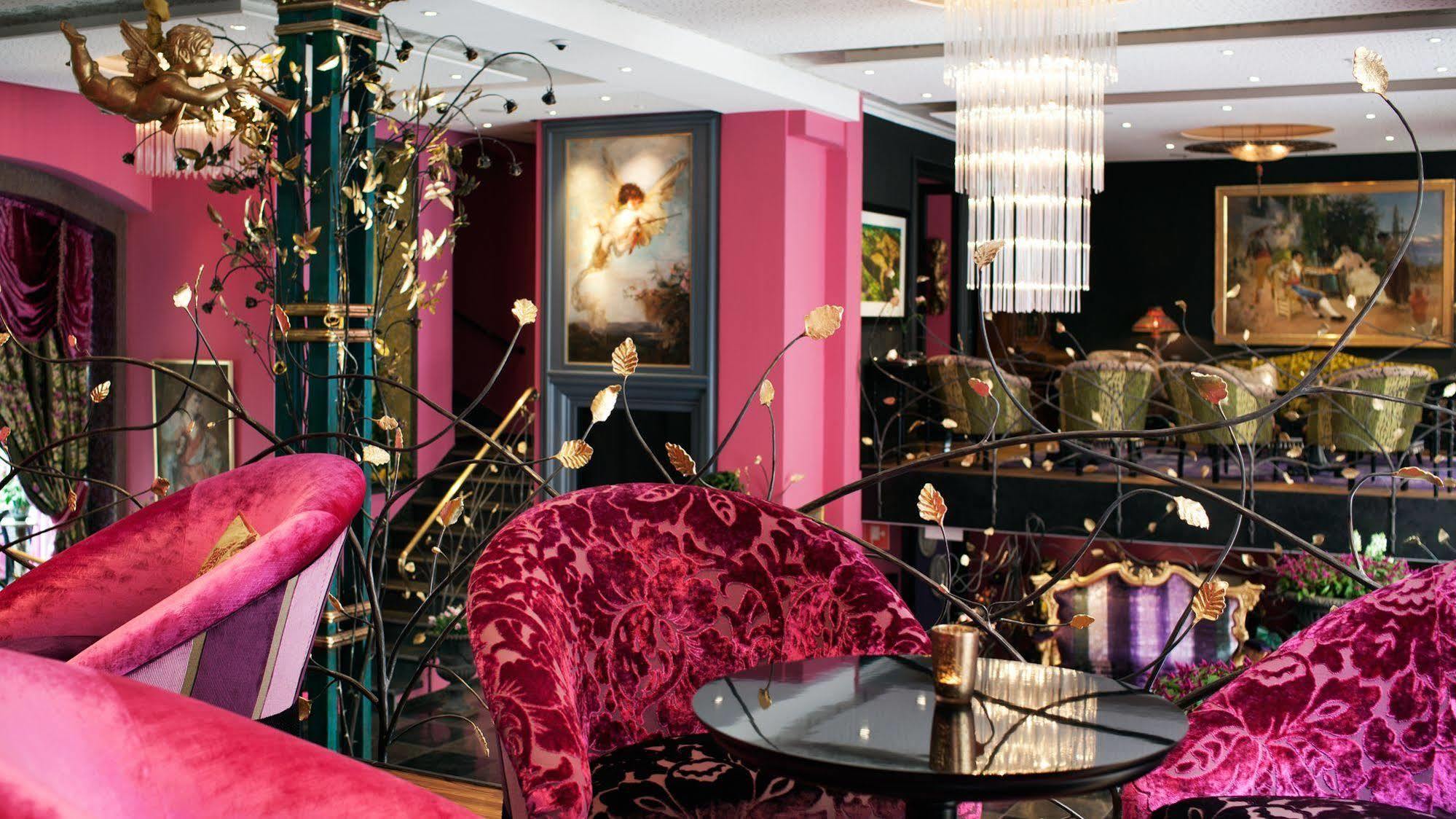 Hotel Dorsia & Restaurant 5*